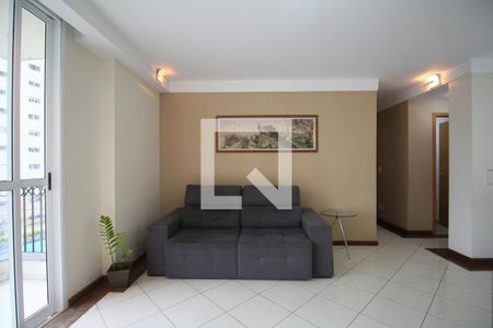 Sala de apartamento para alugar com 3 quartos, 114m² em Vila Suzana, São Paulo