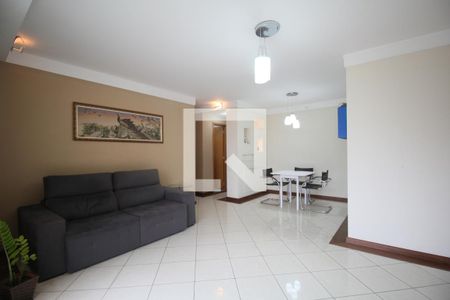 Sala de apartamento para alugar com 3 quartos, 114m² em Vila Suzana, São Paulo