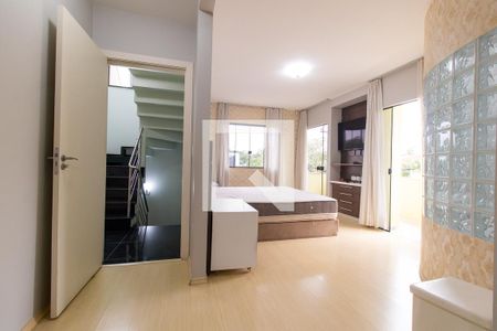 Quarto 1 Suite de casa para alugar com 3 quartos, 191m² em São Lourenço, Curitiba