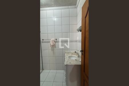 Banheiro da Suíte de casa para alugar com 2 quartos, 238m² em Campestre, Santo André