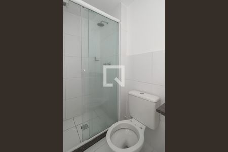 Banheiro da Suíte de apartamento para alugar com 2 quartos, 65m² em Farrapos, Porto Alegre