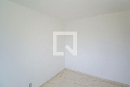 Quarto 1 de apartamento para alugar com 2 quartos, 45m² em Rocha Miranda, Rio de Janeiro