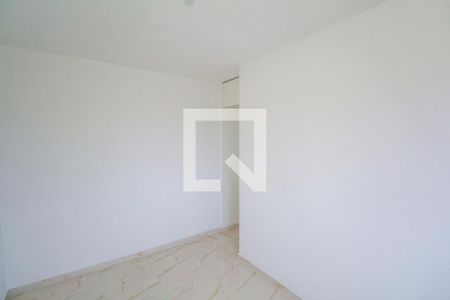 Quarto 1 de apartamento para alugar com 2 quartos, 45m² em Rocha Miranda, Rio de Janeiro