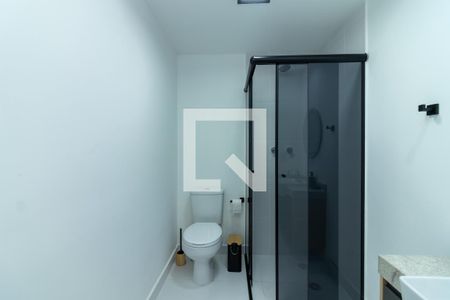 Banheiro de apartamento à venda com 1 quarto, 28m² em Parada Inglesa, São Paulo