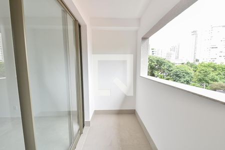 Varanda de kitnet/studio à venda com 1 quarto, 32m² em Jardim Vila Mariana, São Paulo