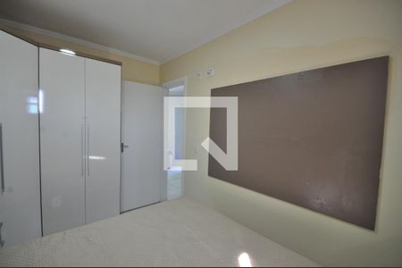 Quarto 1 de apartamento para alugar com 2 quartos, 49m² em Parque Novo Mundo, São Paulo