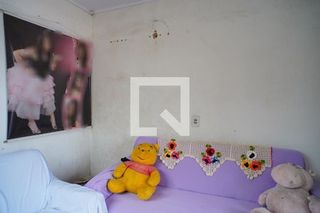 Sala de casa à venda com 2 quartos, 200m² em Rubem Berta, Porto Alegre