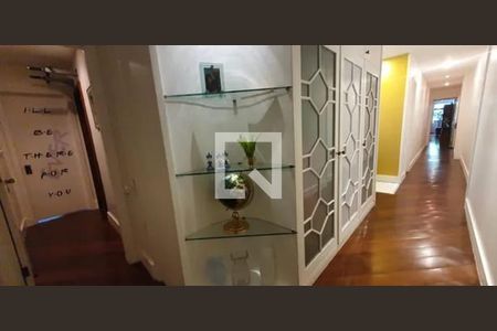 Sala de apartamento para alugar com 4 quartos, 272m² em Leblon, Rio de Janeiro