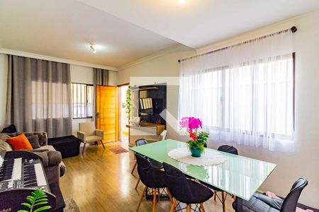 Sala de casa para alugar com 4 quartos, 400m² em Vila Marari, São Paulo