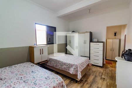 Quarto 1 - Suíte 1 de casa para alugar com 4 quartos, 400m² em Vila Marari, São Paulo