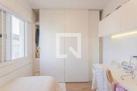 Quarto de apartamento à venda com 2 quartos, 100m² em Pinheiros, São Paulo