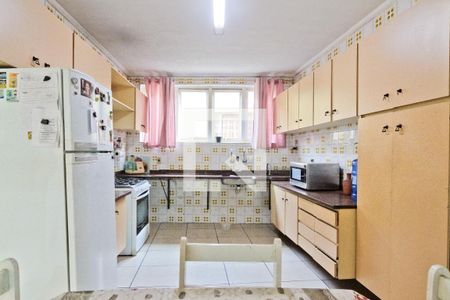 Casa para alugar com 3 quartos, 163m² em Jardim Sao Jose, São Paulo