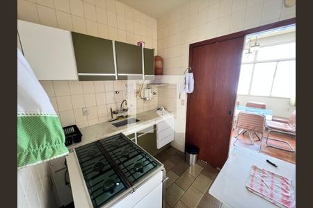 Apartamento para alugar com 3 quartos, 118m² em Grajaú, Belo Horizonte
