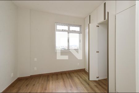 Suíte de apartamento à venda com 3 quartos, 77m² em União, Belo Horizonte