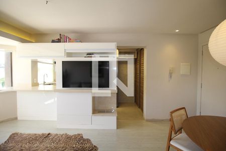 Sala de apartamento à venda com 1 quarto, 53m² em Rio Branco, Porto Alegre