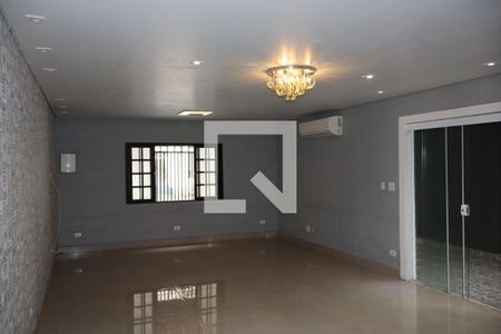 Sala e Cozinha integrada  de casa para alugar com 3 quartos, 11m² em Jardim Nazaret, Guarulhos