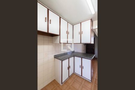 Sala e Cozinha de apartamento para alugar com 2 quartos, 47m² em Conjunto Habitacional Santa Etelvina Iii, São Paulo