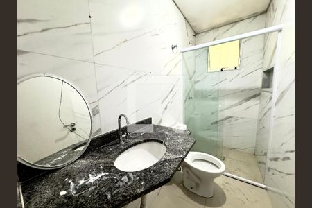 Banheiro de casa para alugar com 1 quarto, 55m² em Parque Flamengo, Guarulhos