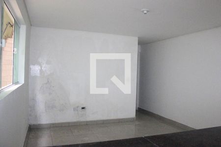 Sala/cozinha de casa para alugar com 1 quarto, 55m² em Parque Flamengo, Guarulhos