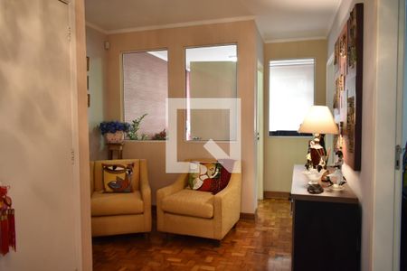 Corredor de casa para alugar com 8 quartos, 342m² em Planalto Paulista, São Paulo