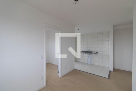 Sala e Cozinha de apartamento para alugar com 2 quartos, 40m² em Cidade Antônio Estêvão de Carvalho, São Paulo