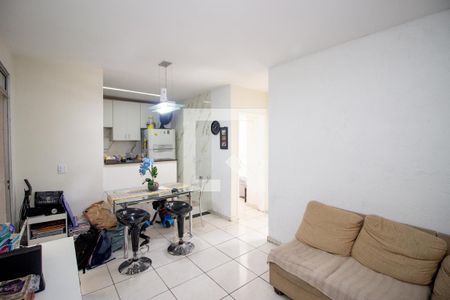 Apartamento à venda com 2 quartos, 50m² em Kennedy, Contagem