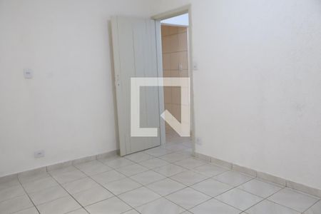 Quarto de casa para alugar com 2 quartos, 60m² em Vila Antonieta, São Paulo