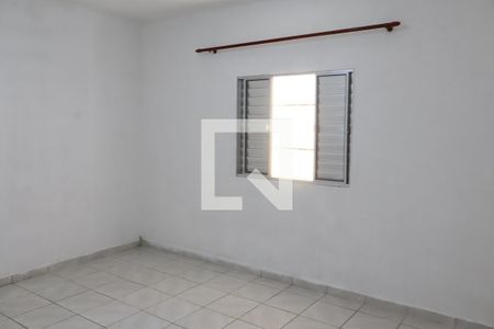 Quarto de casa para alugar com 2 quartos, 60m² em Vila Antonieta, São Paulo