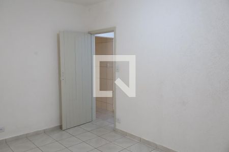 Quarto de casa para alugar com 2 quartos, 60m² em Vila Antonieta, São Paulo