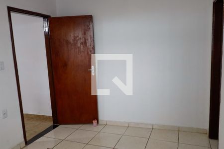 Quarto 1 de casa para alugar com 2 quartos, 60m² em Mutinga, Osasco