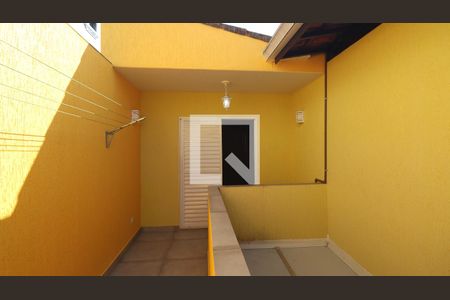 Varanda / Quintal  de casa para alugar com 3 quartos, 154m² em Vila Rosa, São Paulo