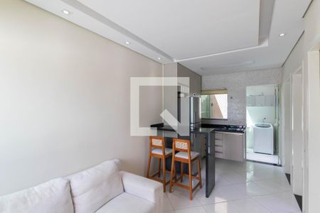 Sala e Cozinha de apartamento para alugar com 2 quartos, 40m² em Vila Granada, São Paulo