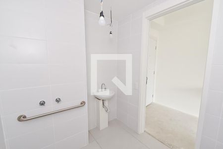 Banheiro de kitnet/studio à venda com 1 quarto, 19m² em Vila Dom Pedro I, São Paulo