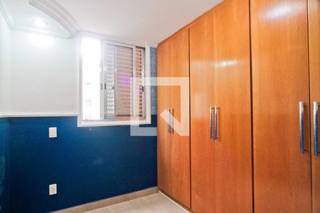 Quarto 2 de apartamento para alugar com 2 quartos, 49m² em Jardim Antartica, São Paulo