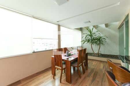 Casa à venda com 3 quartos, 390m² em Jardim Riacho das Pedras, Contagem