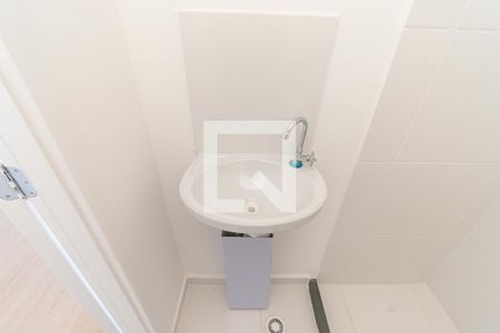 Banheiro de kitnet/studio para alugar com 1 quarto, 25m² em Jardim Imperador (zona Leste), São Paulo