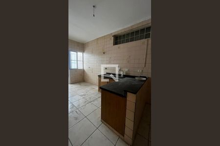 Casa para alugar com 2 quartos, 300m² em Vila Brasil, São Paulo