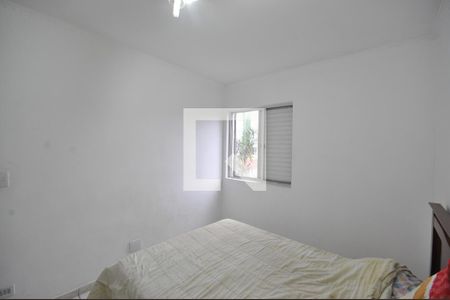 Quarto 1 de apartamento para alugar com 2 quartos, 60m² em Vila Nivi, São Paulo