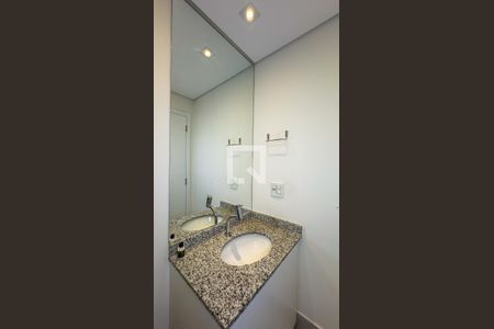 Banheiro da Suíte de apartamento para alugar com 1 quarto, 45m² em Campo Belo, São Paulo