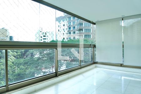 Apartamento para alugar com 5 quartos, 198m² em Carmo, Belo Horizonte