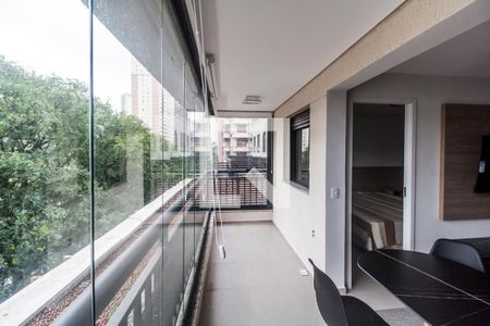 Varanda de apartamento para alugar com 1 quarto, 42m² em Empresarial 18 do Forte, Barueri