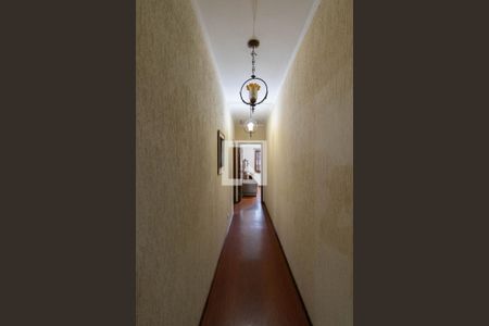 Corredor de casa para alugar com 4 quartos, 315m² em Jardim Nossa Senhora do Carmo, São Paulo