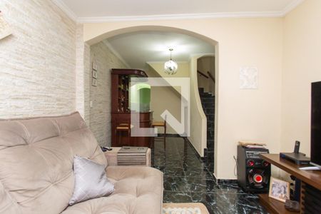 Sala de casa à venda com 3 quartos, 250m² em Vila Carmosina, São Paulo