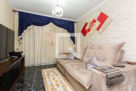 Sala de casa à venda com 3 quartos, 250m² em Vila Carmosina, São Paulo