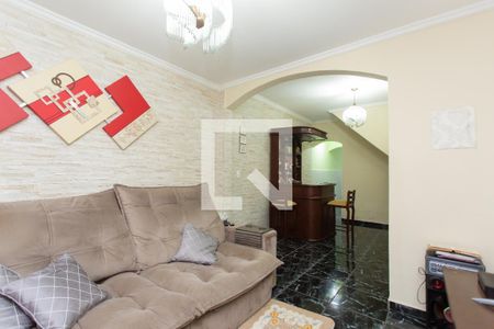 Sala de casa à venda com 3 quartos, 250m² em Vila Carmosina, São Paulo