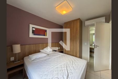 Suíte 1 de apartamento para alugar com 2 quartos, 75m² em Camorim, Rio de Janeiro