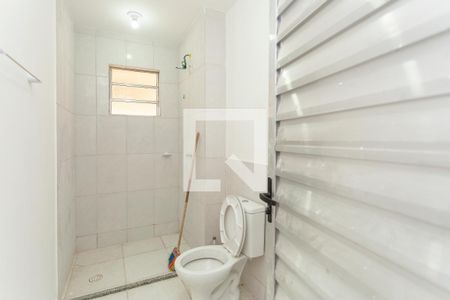 Banheiro de apartamento para alugar com 1 quarto, 65m² em Parque America, São Paulo