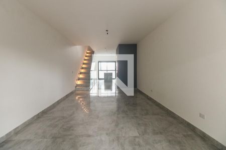 Sala  de casa para alugar com 3 quartos, 200m² em Vila Santa Isabel, São Paulo