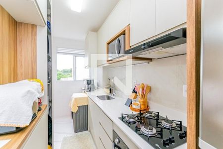 Cozinha de apartamento para alugar com 2 quartos, 44m² em Costa E Silva, Porto Alegre