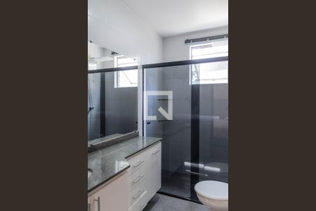 Banheiro da Suíte de apartamento para alugar com 3 quartos, 120m² em Buritis, Belo Horizonte